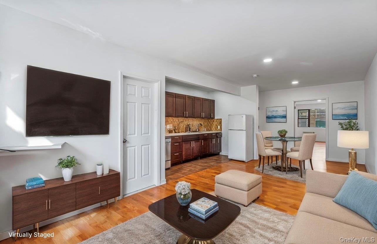 #5 photo, 37 Jewel Street, Brooklyn , NY 11222