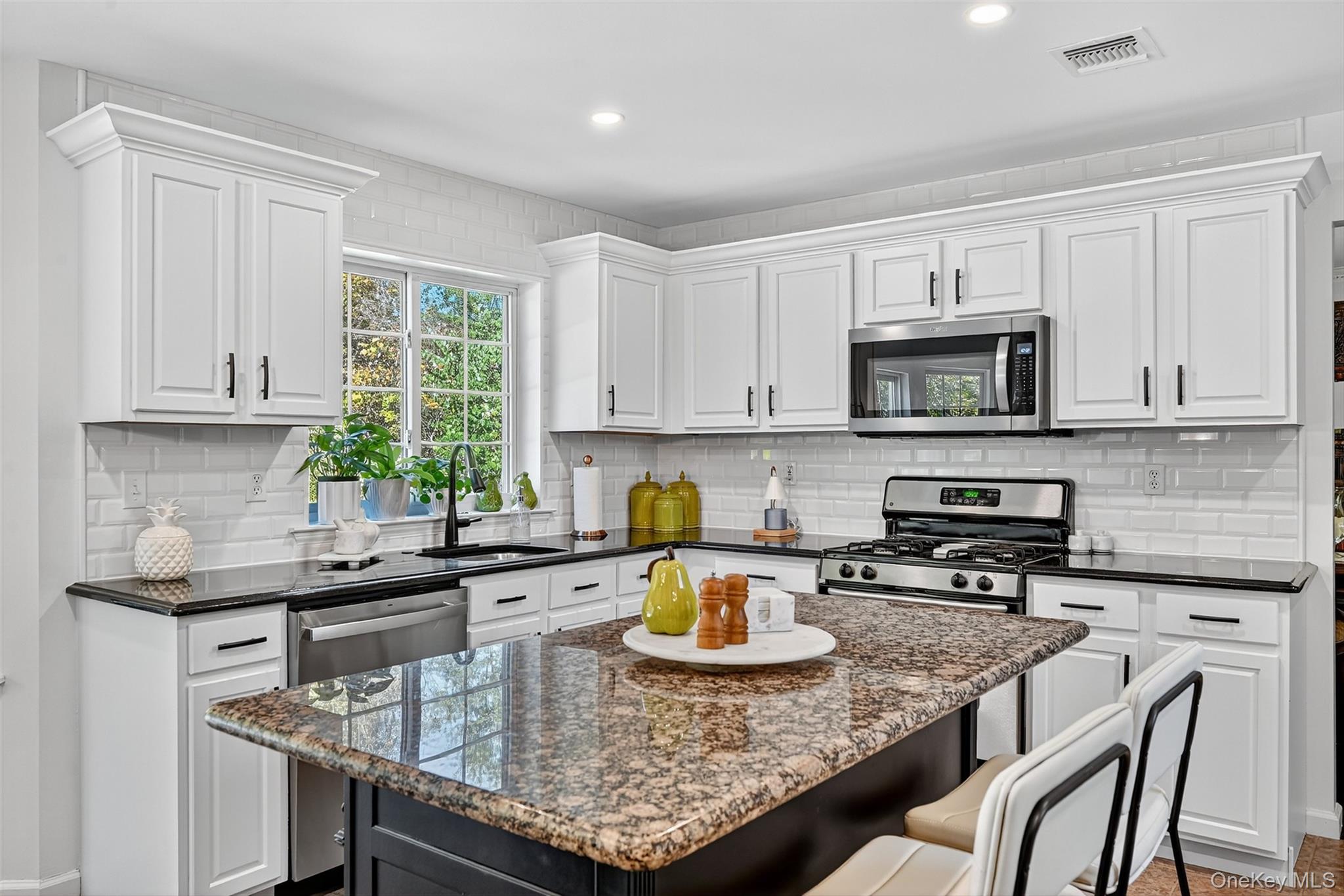 #17 photo, 30 Mayer Drive, Lloyd , NY 12528