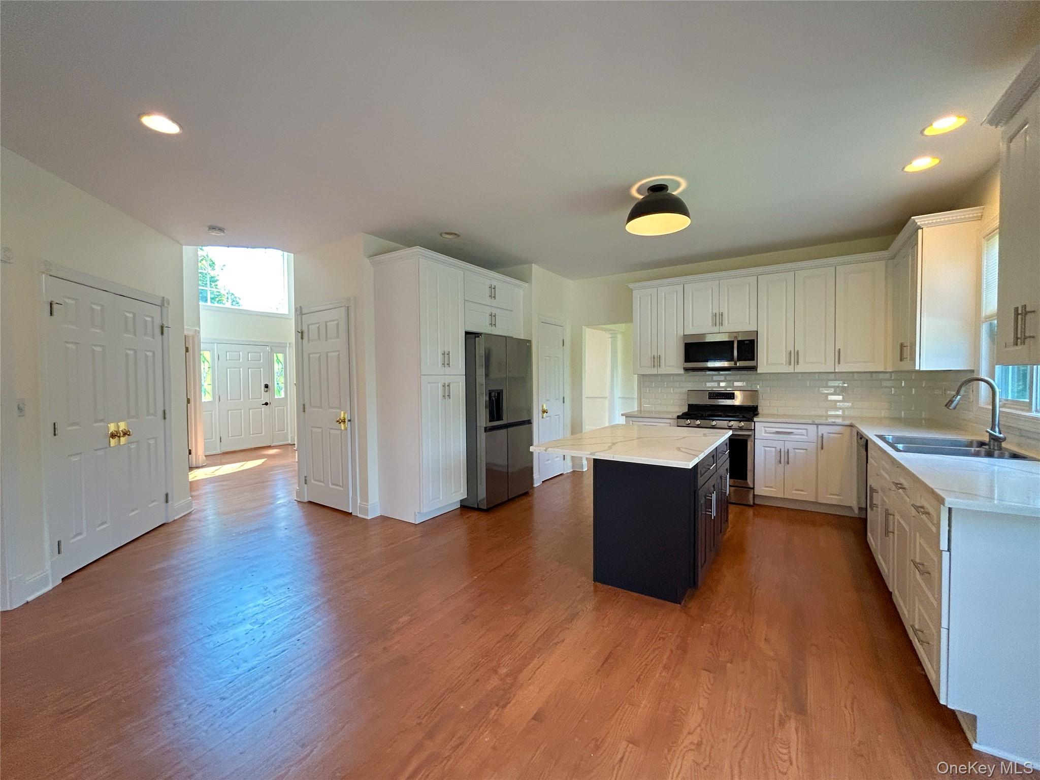 #4 photo, 101 Sunflower Circle, Wappingers Falls , NY 12590