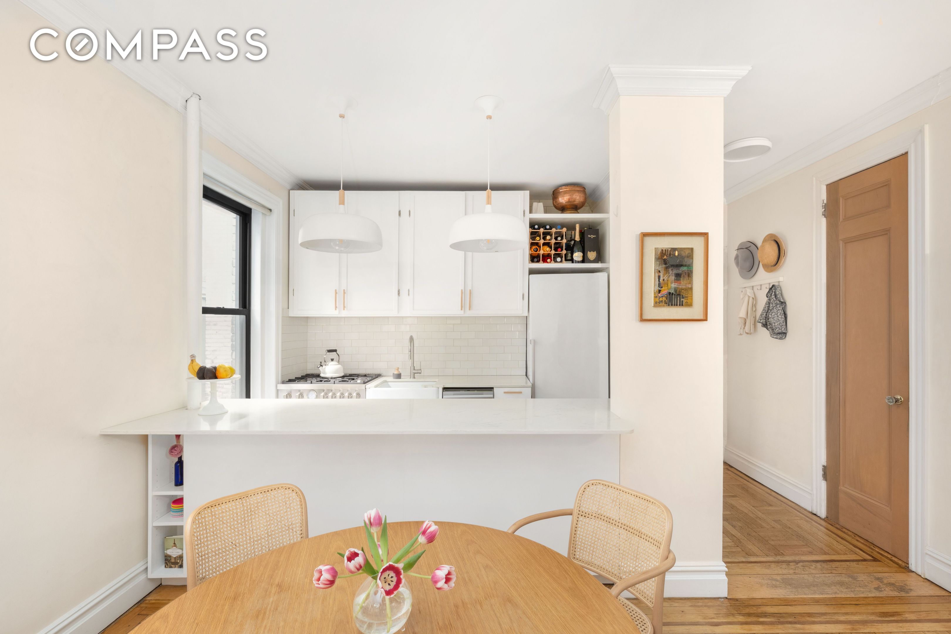 #5 photo, 205 E 10th Street, East Village , NY 10003