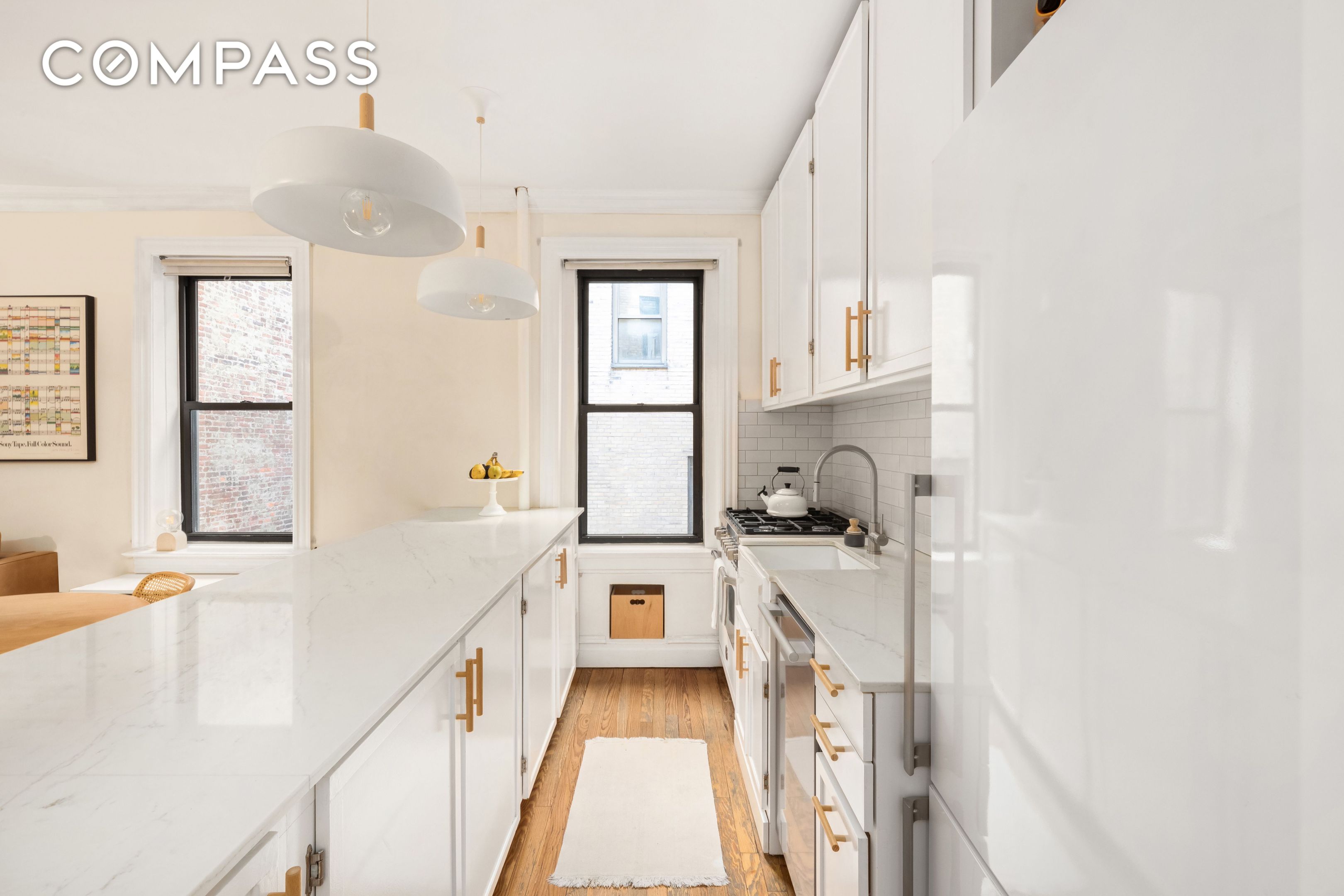 #6 photo, 205 E 10th Street, East Village , NY 10003