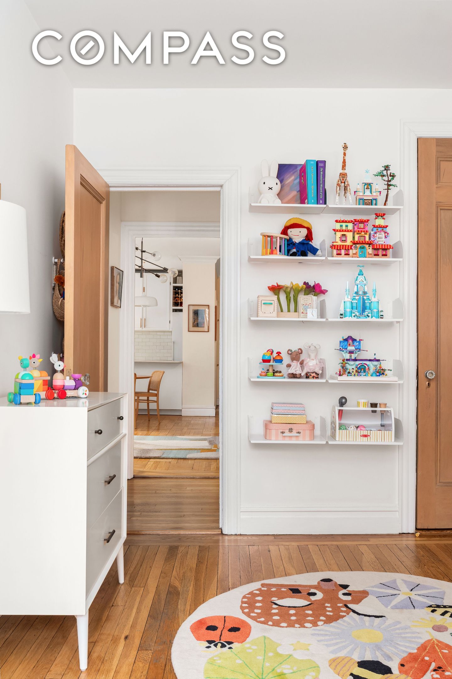 #9 photo, 205 E 10th Street, East Village , NY 10003