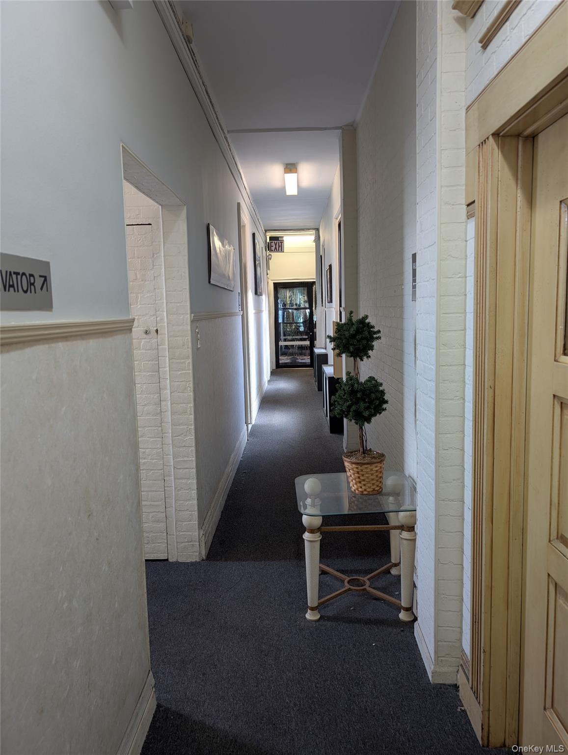 #7 photo, 22-45 31st St 31 Street, クイーンズ区 Astoria , NY 11105