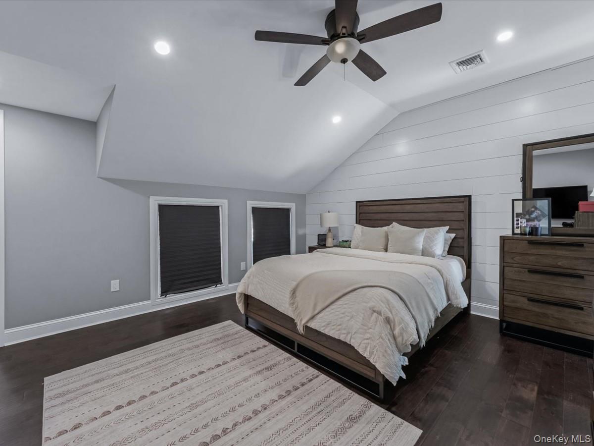 #16 photo, 10 Smith Street, サフォーク郡 Center Moriches , NY 11934