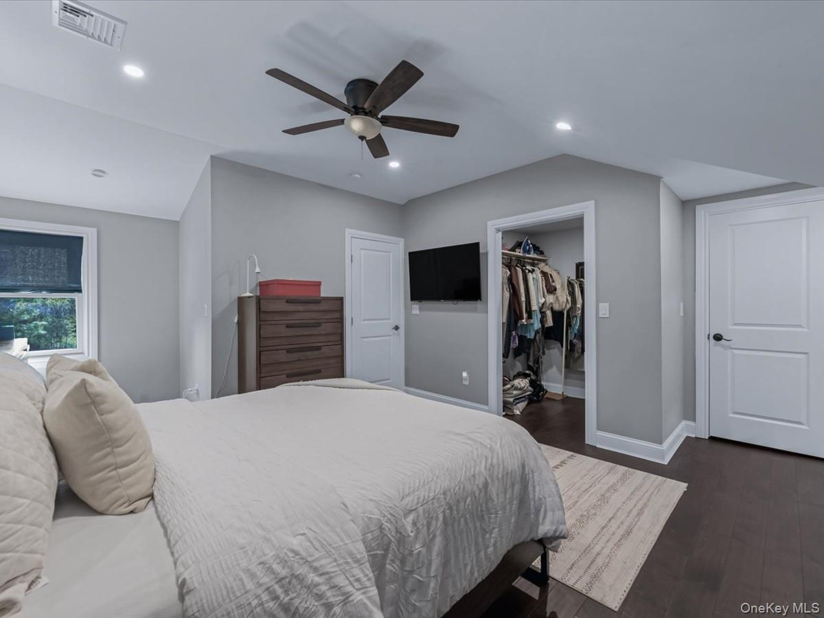 #17 photo, 10 Smith Street, サフォーク郡 Center Moriches , NY 11934