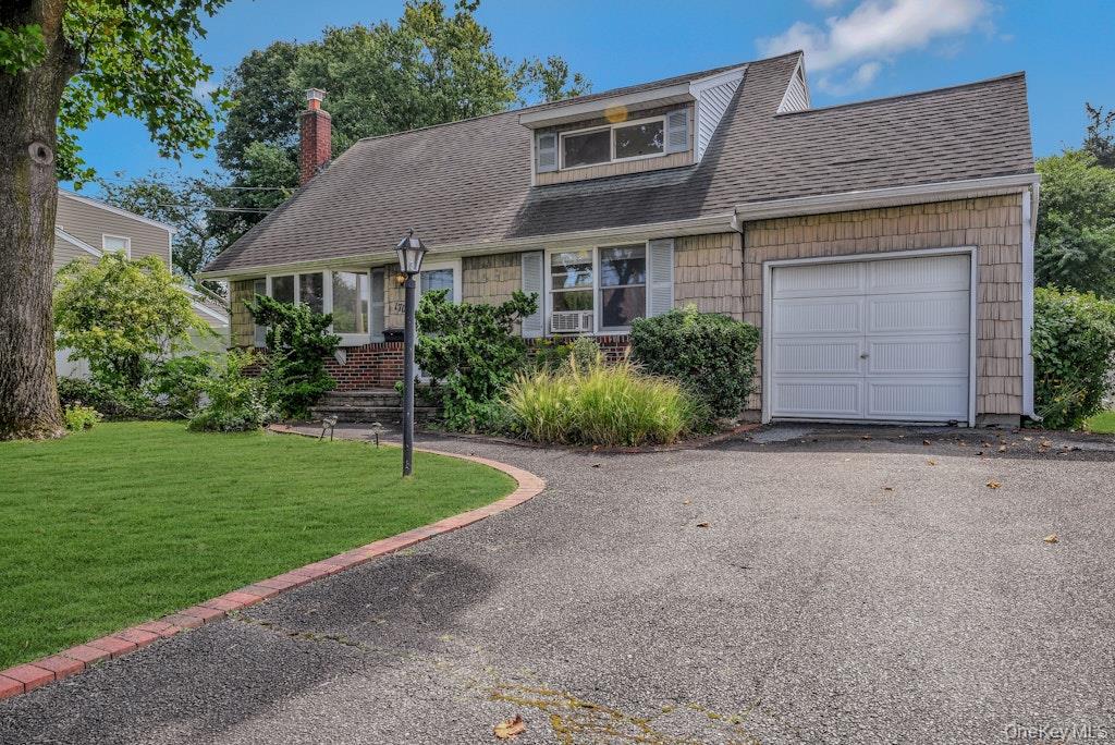 #2 photo, 170 Wickfield Lane, North Babylon , NY 11703