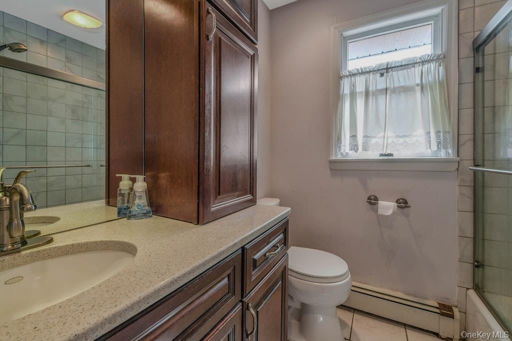 #9 photo, 170 Wickfield Lane, North Babylon , NY 11703