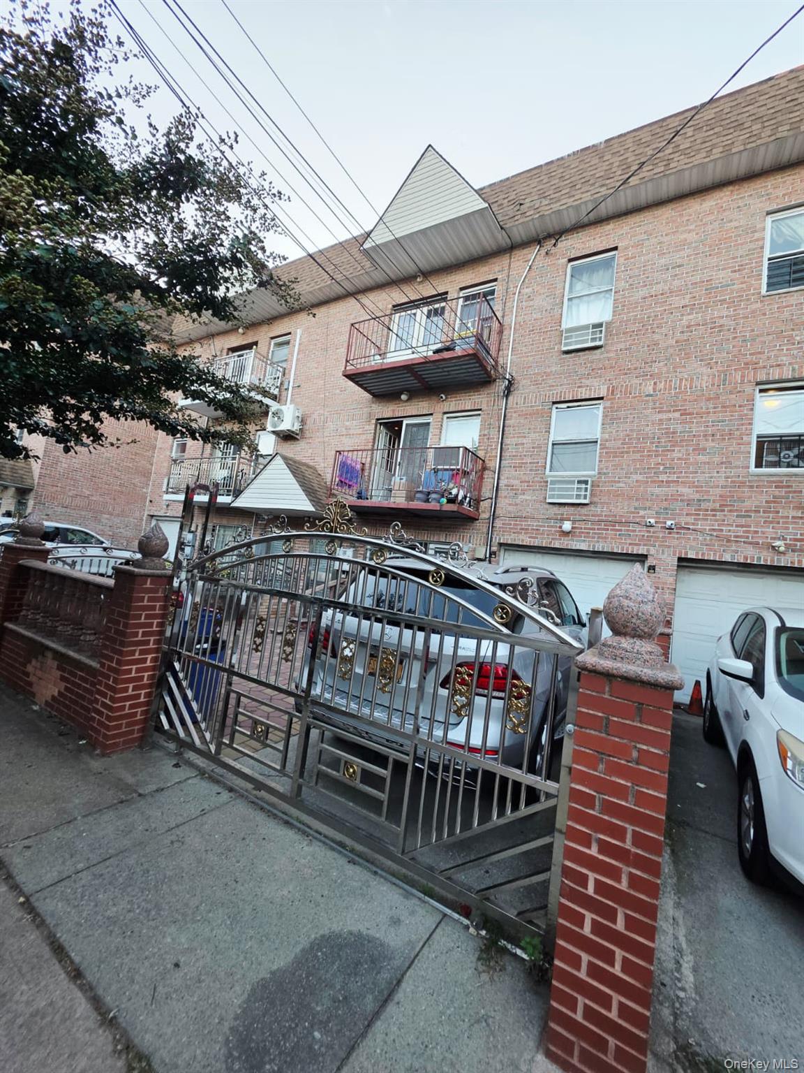 #1 photo, 9326 197th Street, Hollis , NY 11423