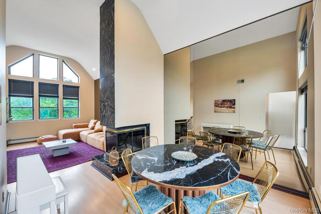 #16 photo, 4 Bridle Court, Northport , NY 11768