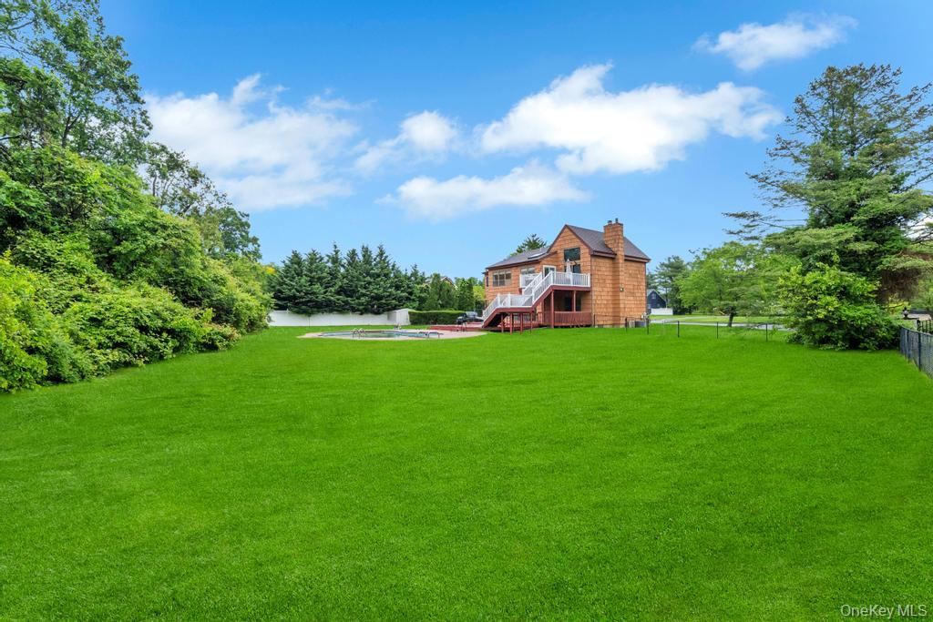 #9 photo, 4 Bridle Court, Northport , NY 11768