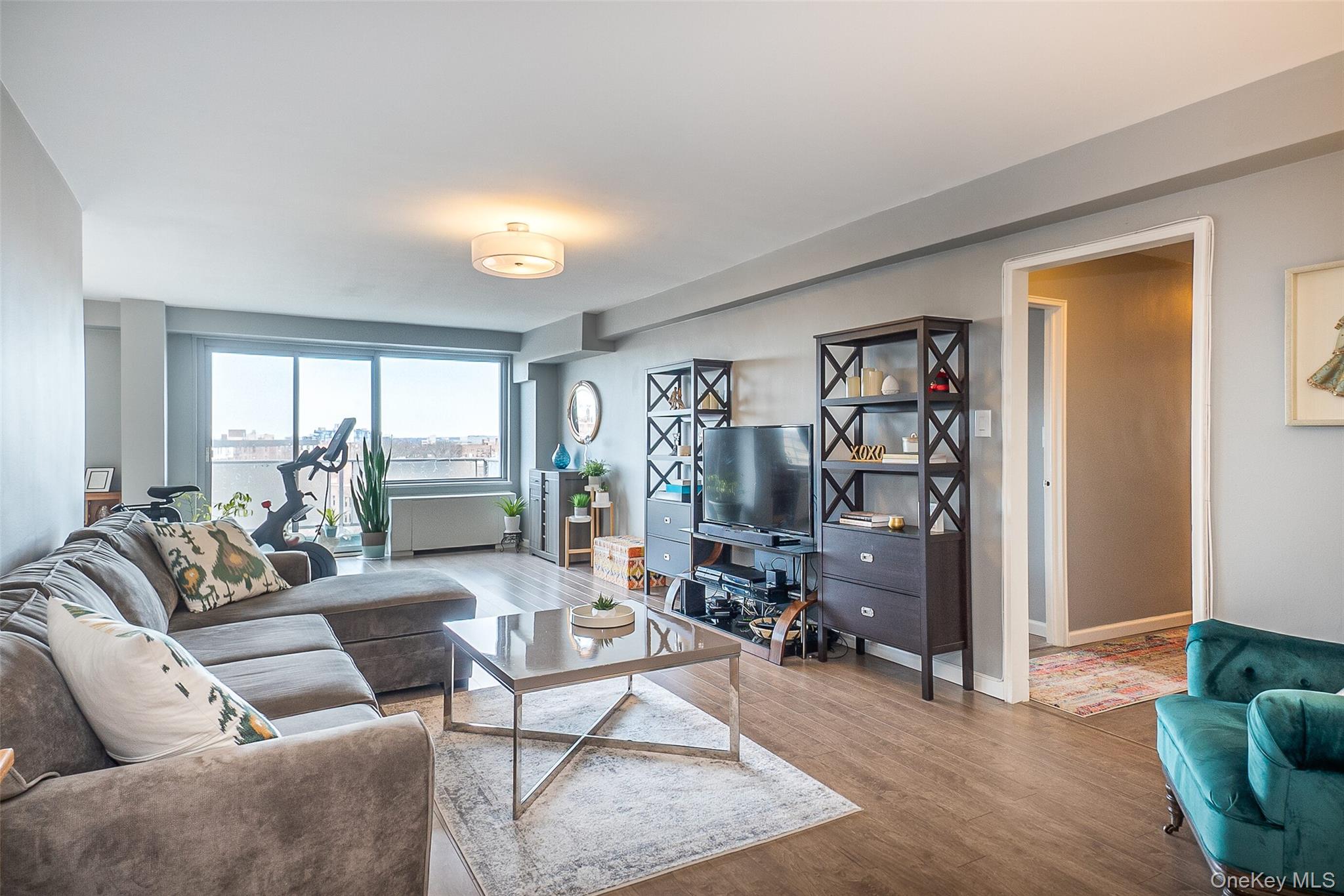 #5 photo, 85-15 Main Street, クイーンズ区 Briarwood , NY 11435