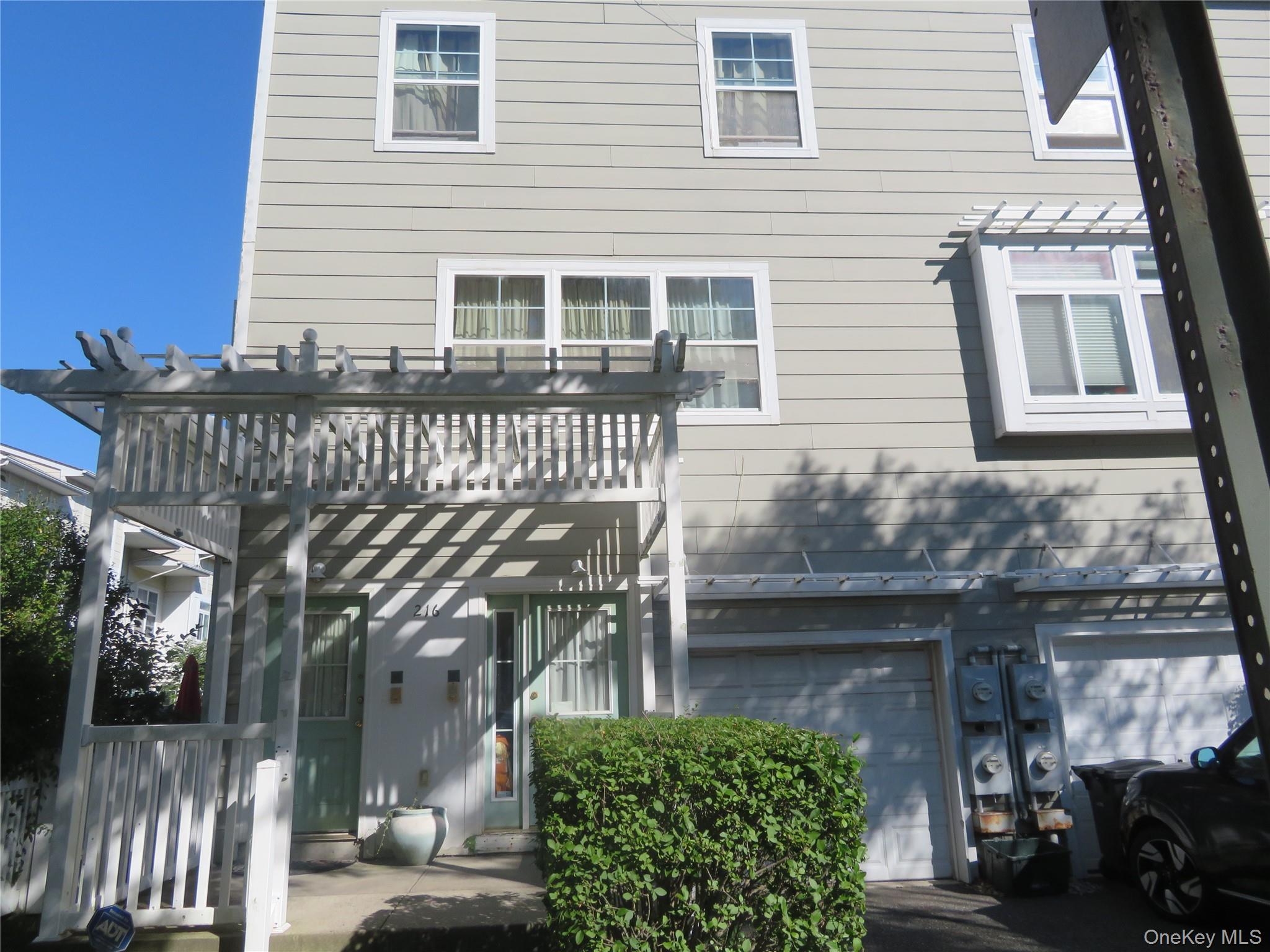#2 photo, 216 Beach 79th Street, クイーンズ区 Rockaway Beach , NY 11693
