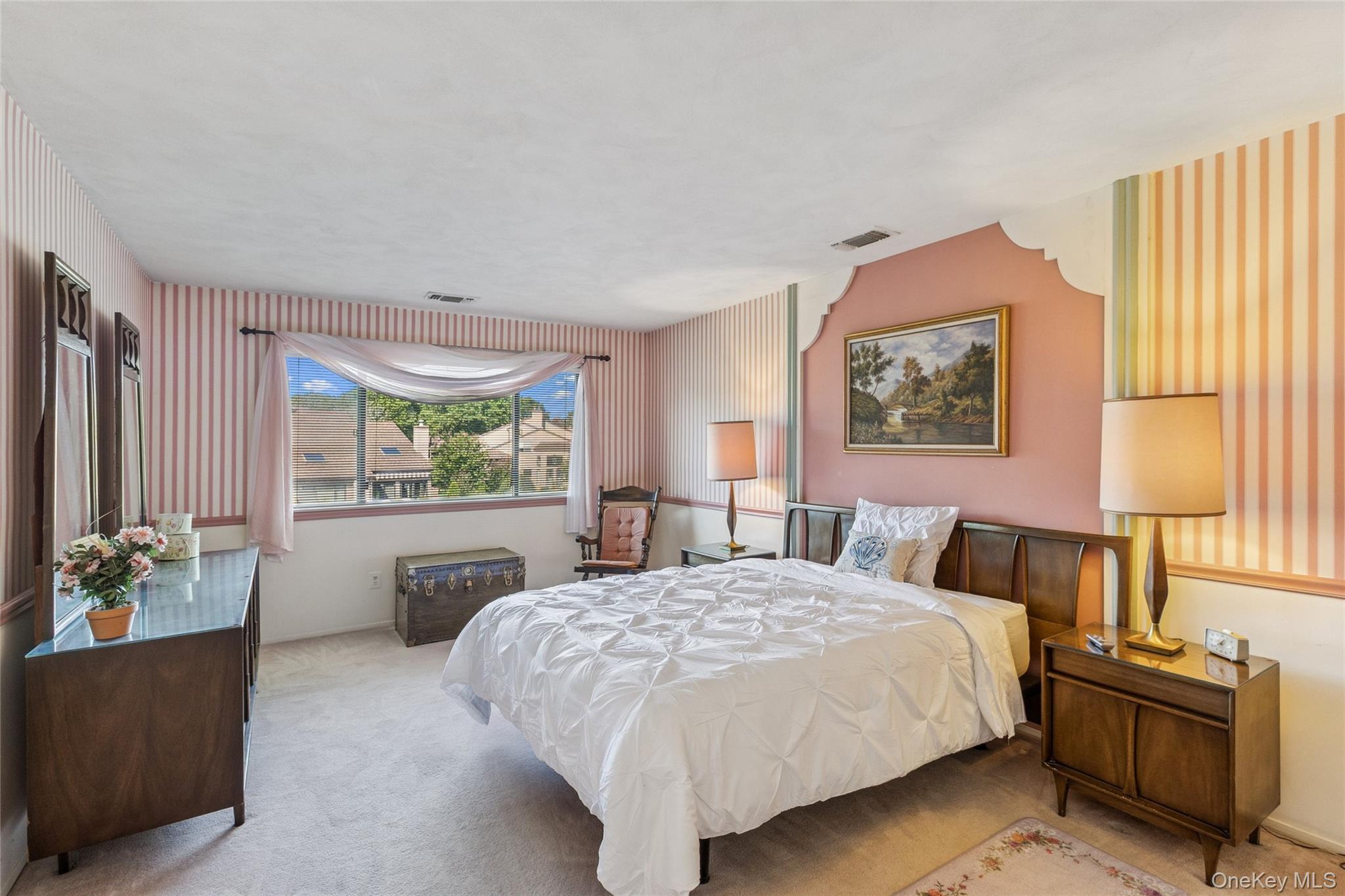 #15 photo, 3 Timber Ridge Drive, サフォーク郡 Holbrook , NY 11741