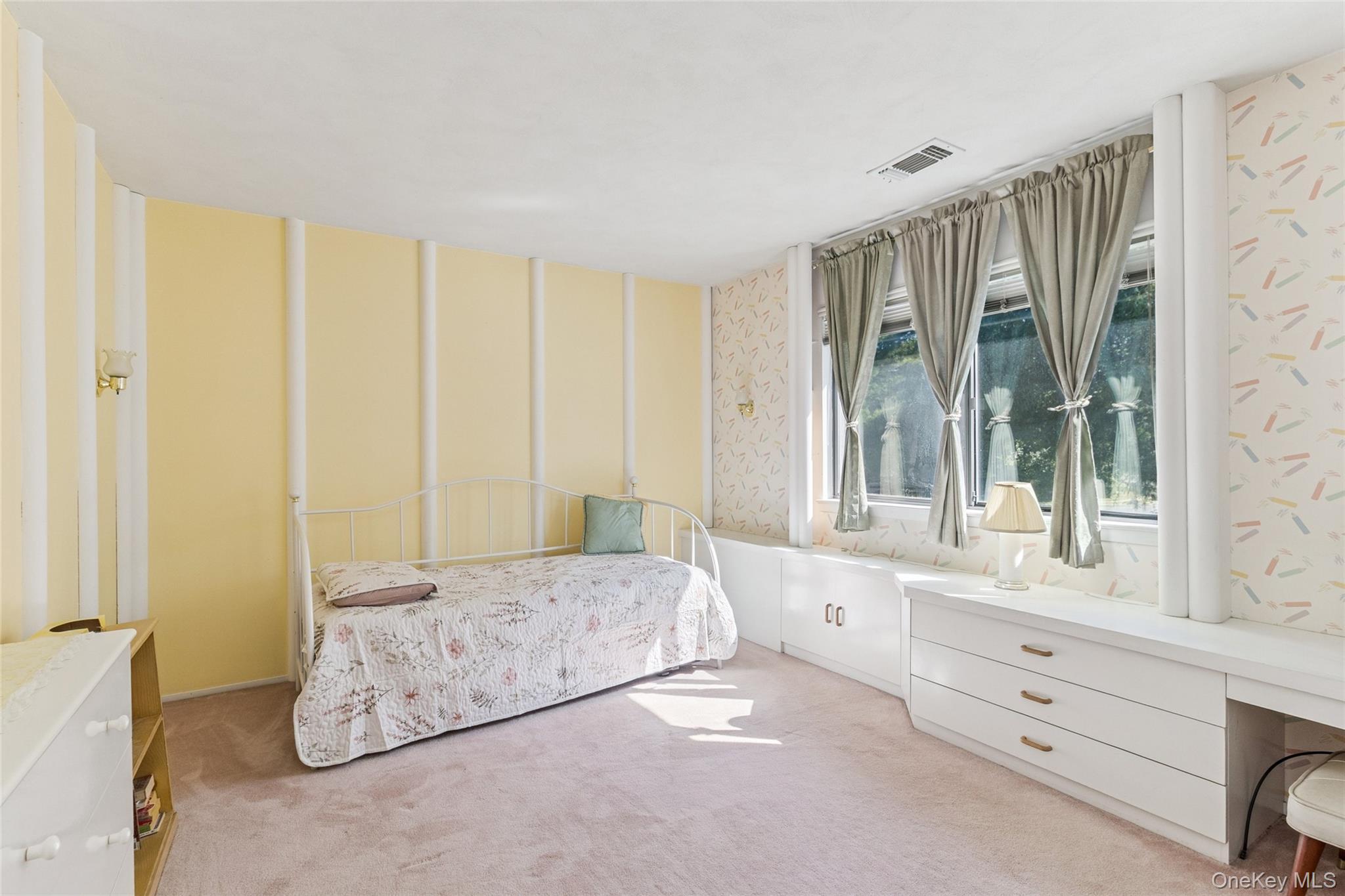 #18 photo, 3 Timber Ridge Drive, サフォーク郡 Holbrook , NY 11741