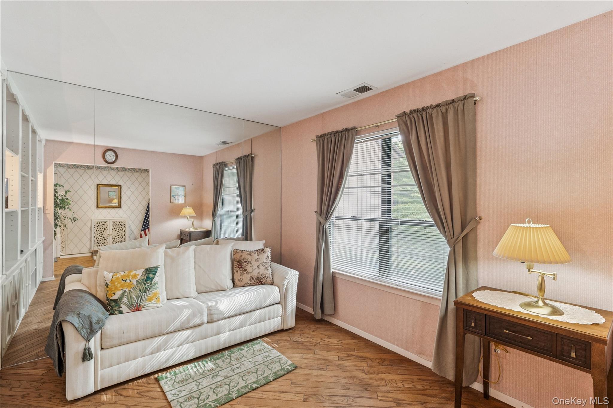 #4 photo, 3 Timber Ridge Drive, サフォーク郡 Holbrook , NY 11741