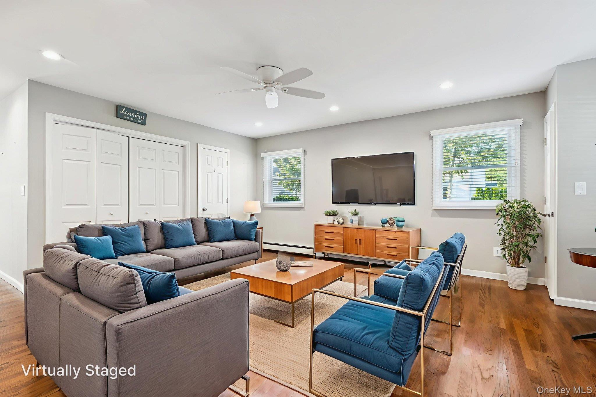 #11 photo, 323 Barwick Boulevard, Mineola , NY 11501