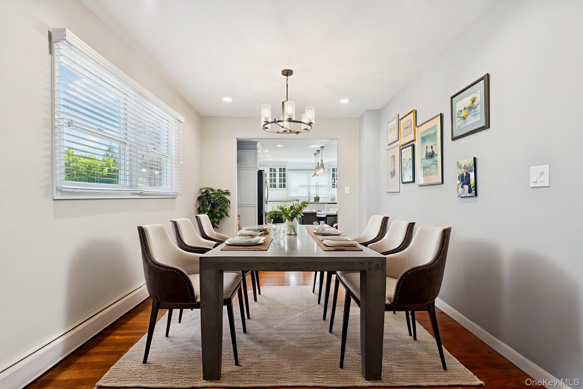 #3 photo, 323 Barwick Boulevard, Mineola , NY 11501