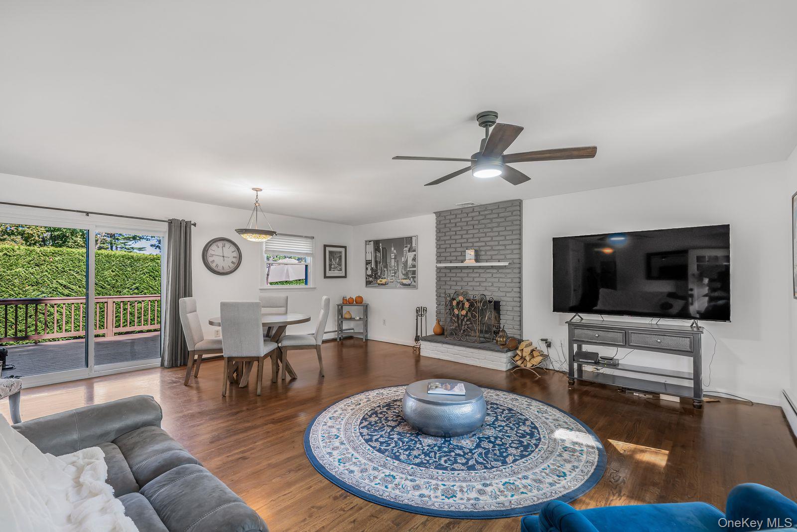 #18 photo, 7 Plymouth Street, 롱 아일랜드 Centereach , NY 11720