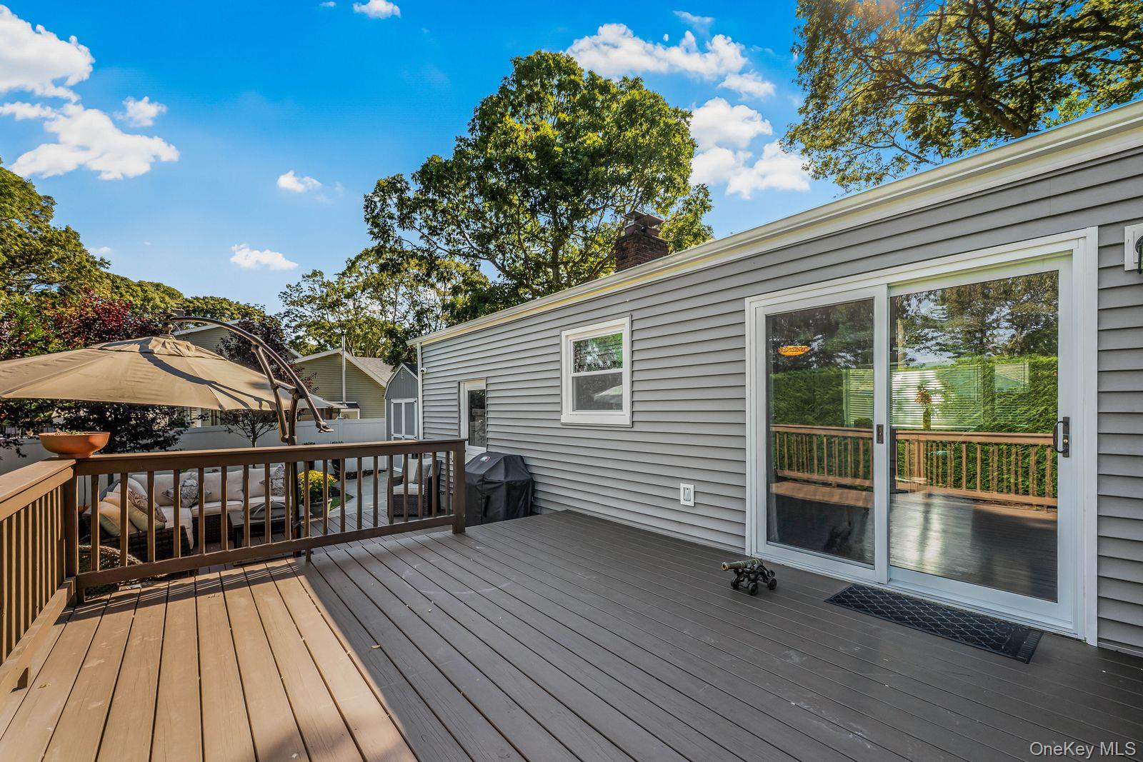 #7 photo, 7 Plymouth Street, 롱 아일랜드 Centereach , NY 11720