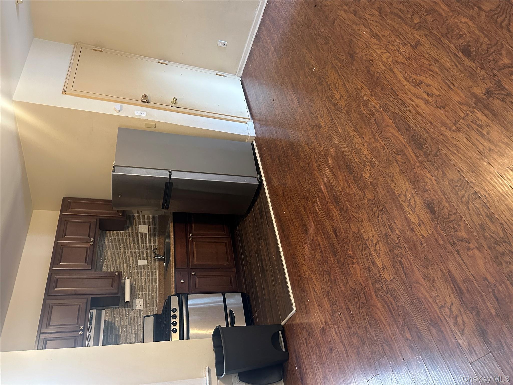 #2 photo, 19713 Jamaica Avenue, Hollis , NY 11423