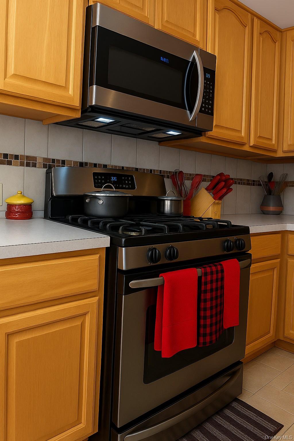 #2 photo, 303 E 48th Street, Brooklyn , NY 11203