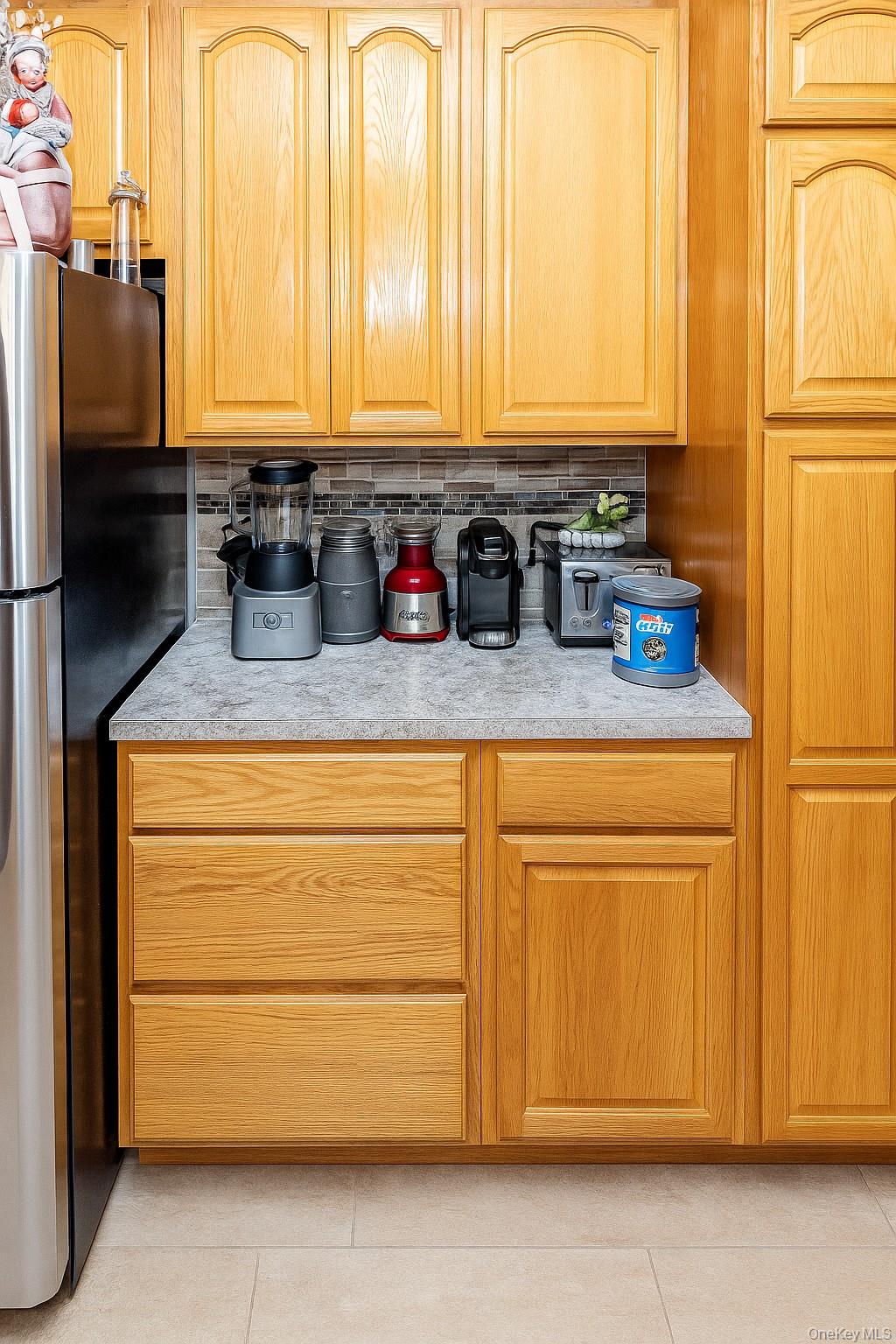 #6 photo, 303 E 48th Street, Brooklyn , NY 11203