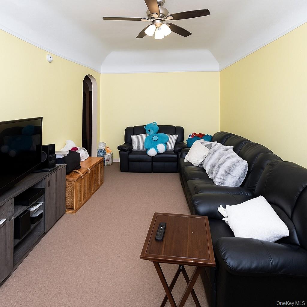 #8 photo, 303 E 48th Street, Brooklyn , NY 11203