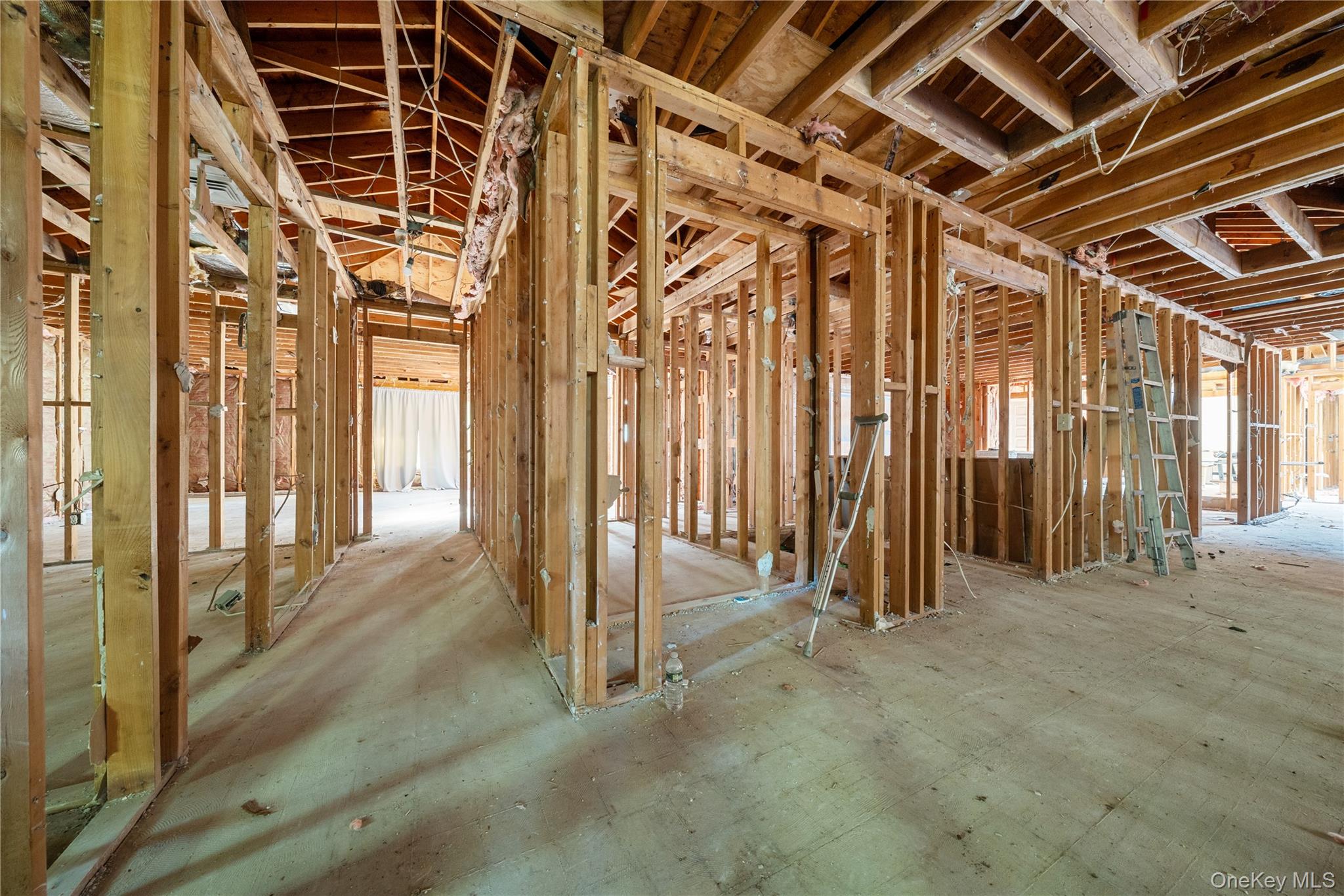 #12 photo, 169 Middle Neck Road, Sands Point , NY 11050