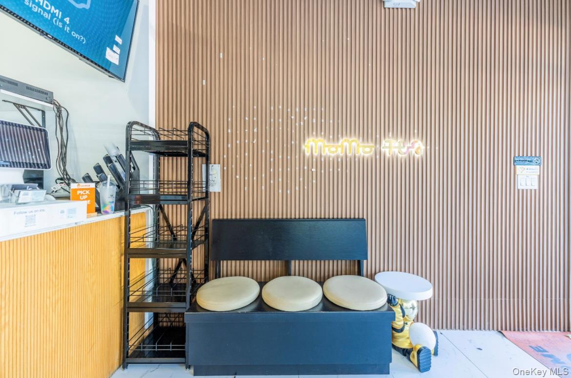 #4 photo, 28-82 Merrick Rd, ナッソー郡 Bellmore , NY 11710