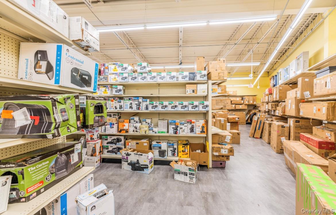 #18 photo, 555 Greenwich Street, ナッソー郡 Hempstead , NY 11550