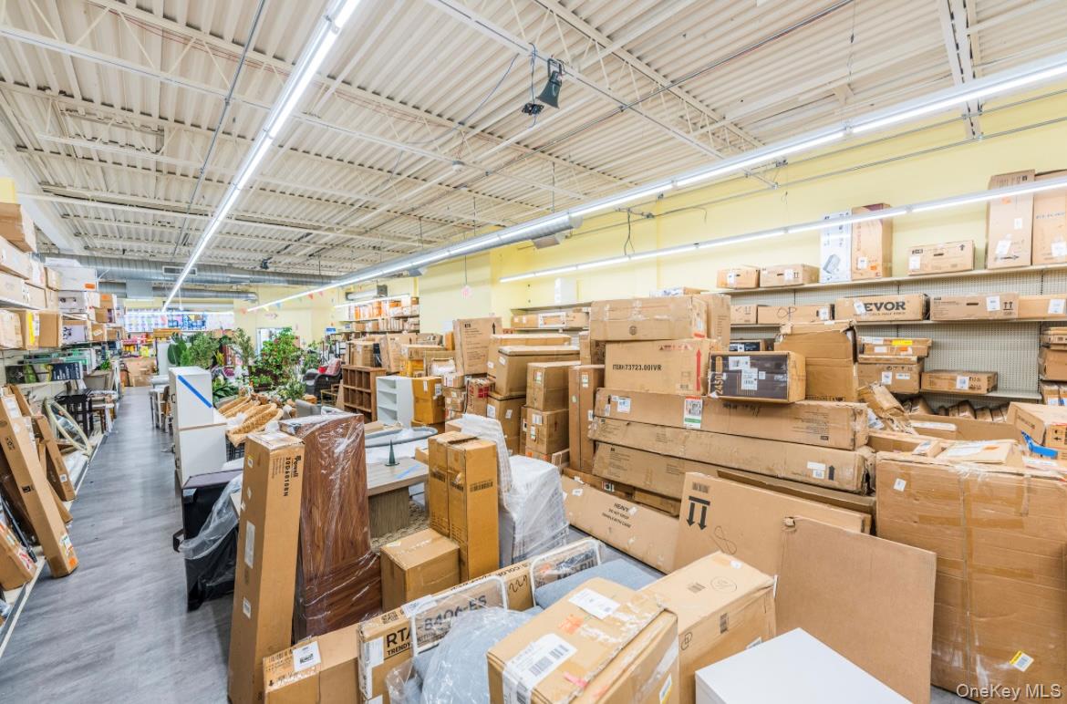 #19 photo, 555 Greenwich Street, ナッソー郡 Hempstead , NY 11550