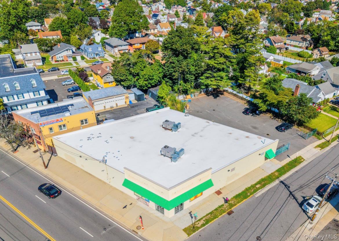 #2 photo, 555 Greenwich Street, ナッソー郡 Hempstead , NY 11550