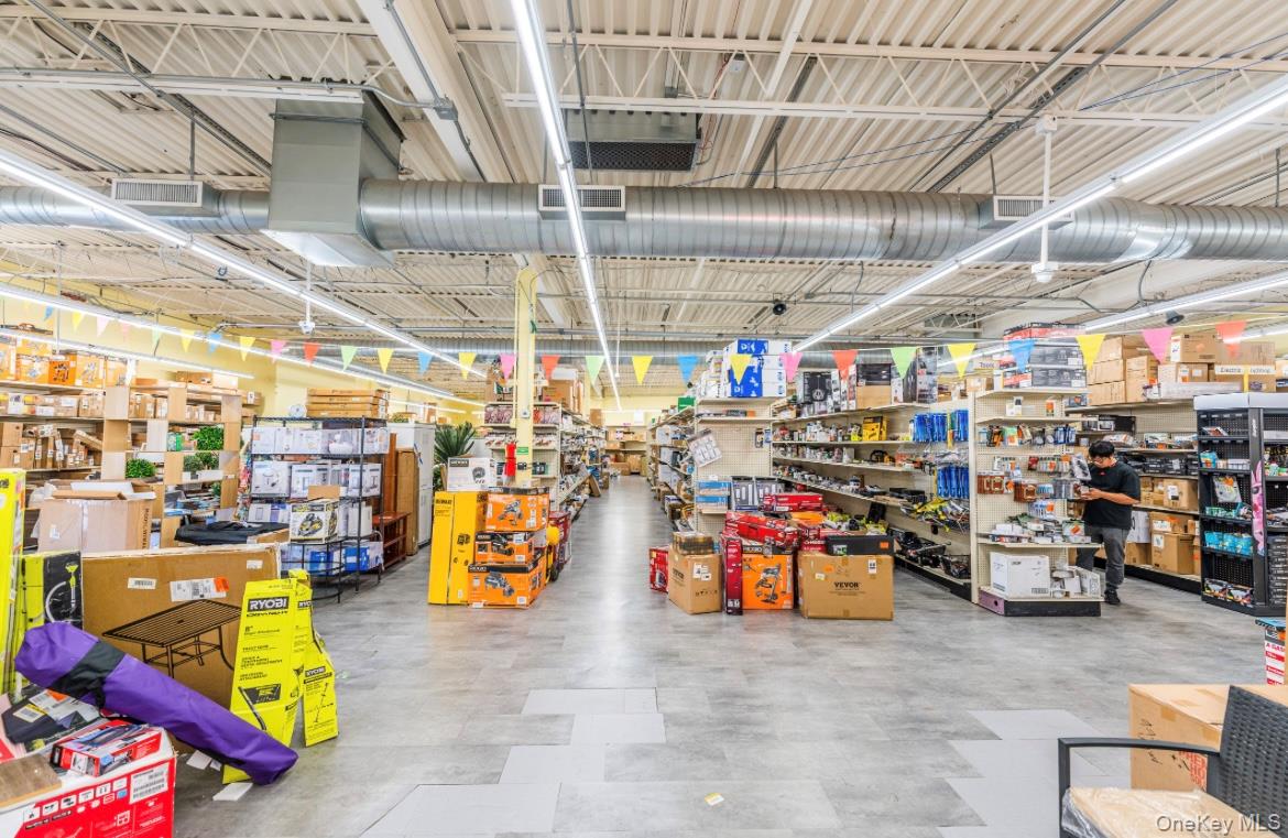 #5 photo, 555 Greenwich Street, ナッソー郡 Hempstead , NY 11550