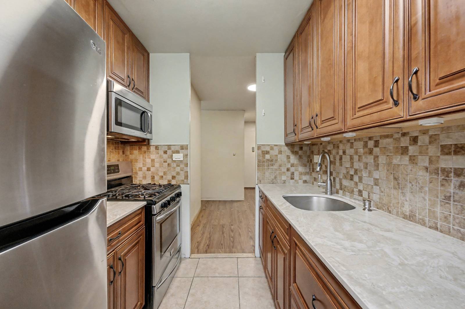 #17 photo, 190 Cozine Avenue, #2L, East New York , NY 11207