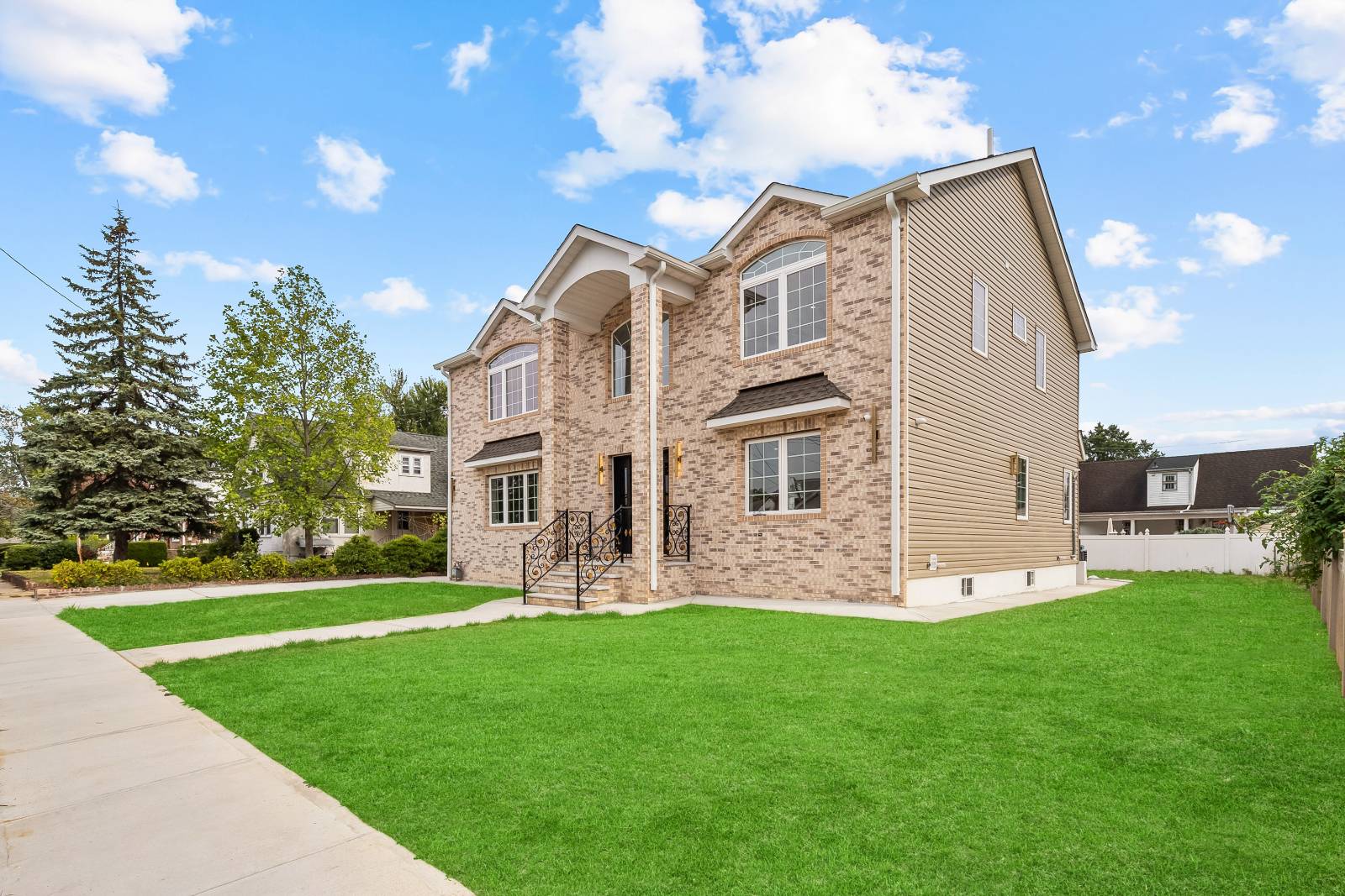 #46 photo, 311 Lyon St, Valley Stream , NY 11580