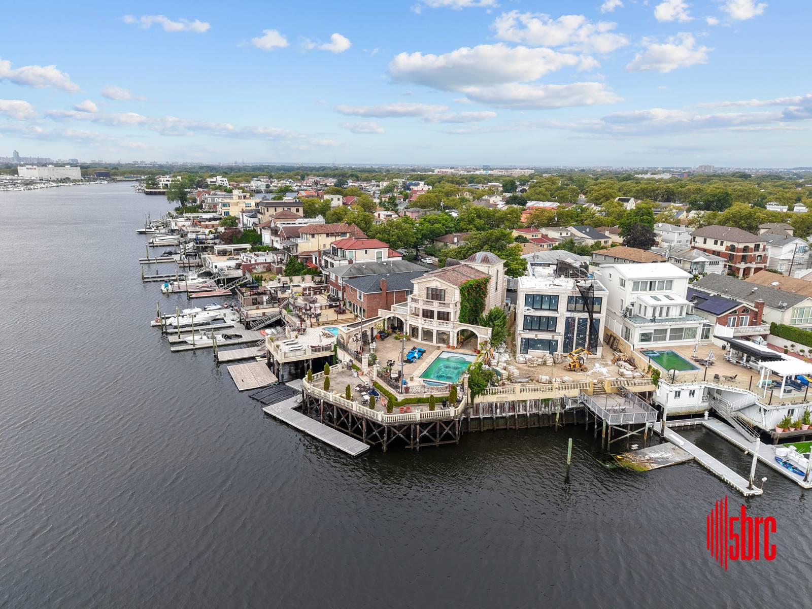 #42 photo, 2626 National Dr, ブルックリン区 Mill Basin , NY 11234