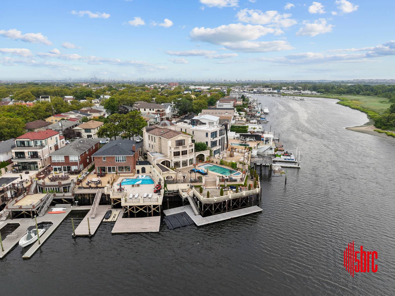 #46 photo, 2626 National Dr, ブルックリン区 Mill Basin , NY 11234