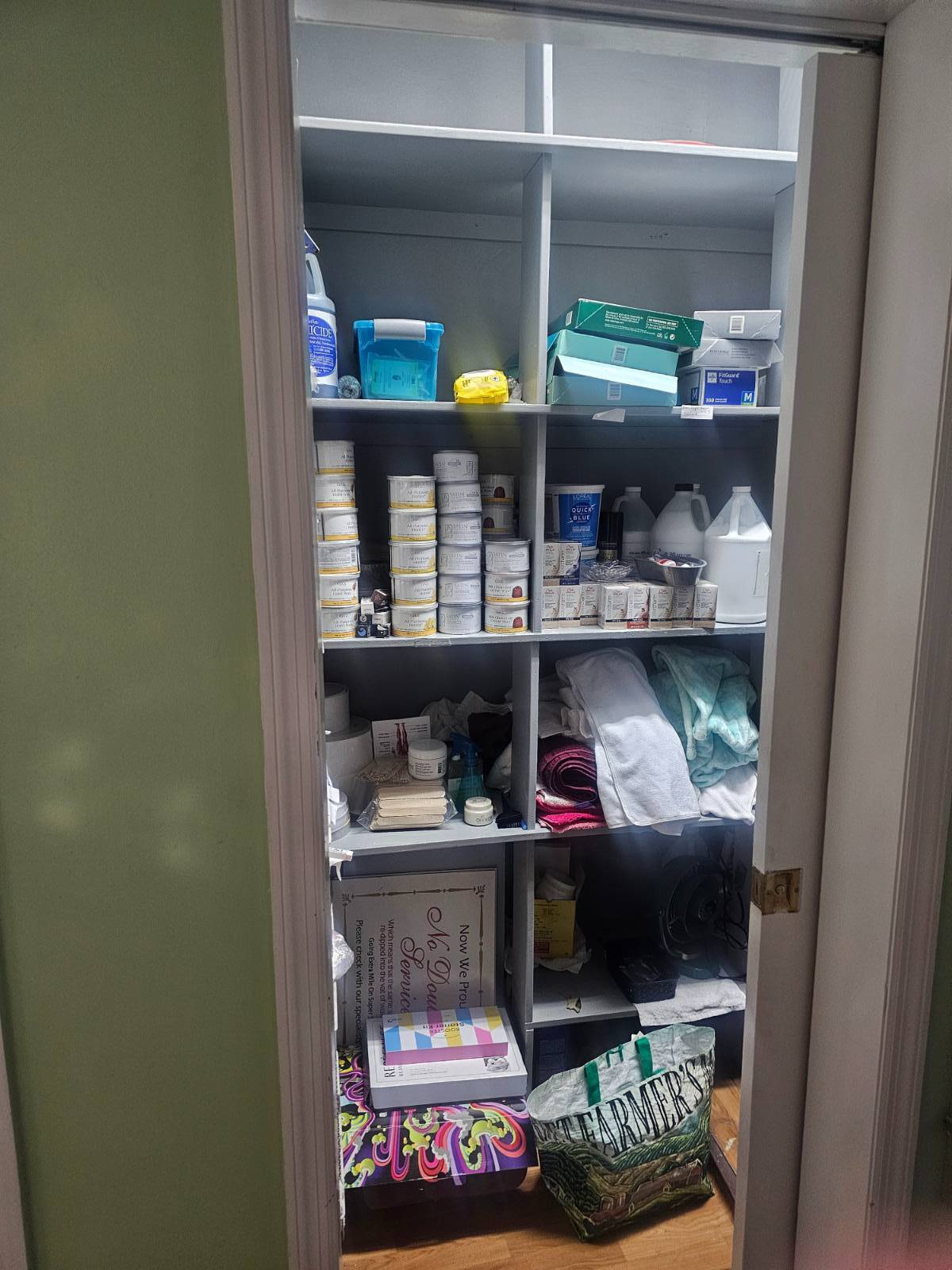 #10 photo, 266 West 23rd Street, New York , NY 10011