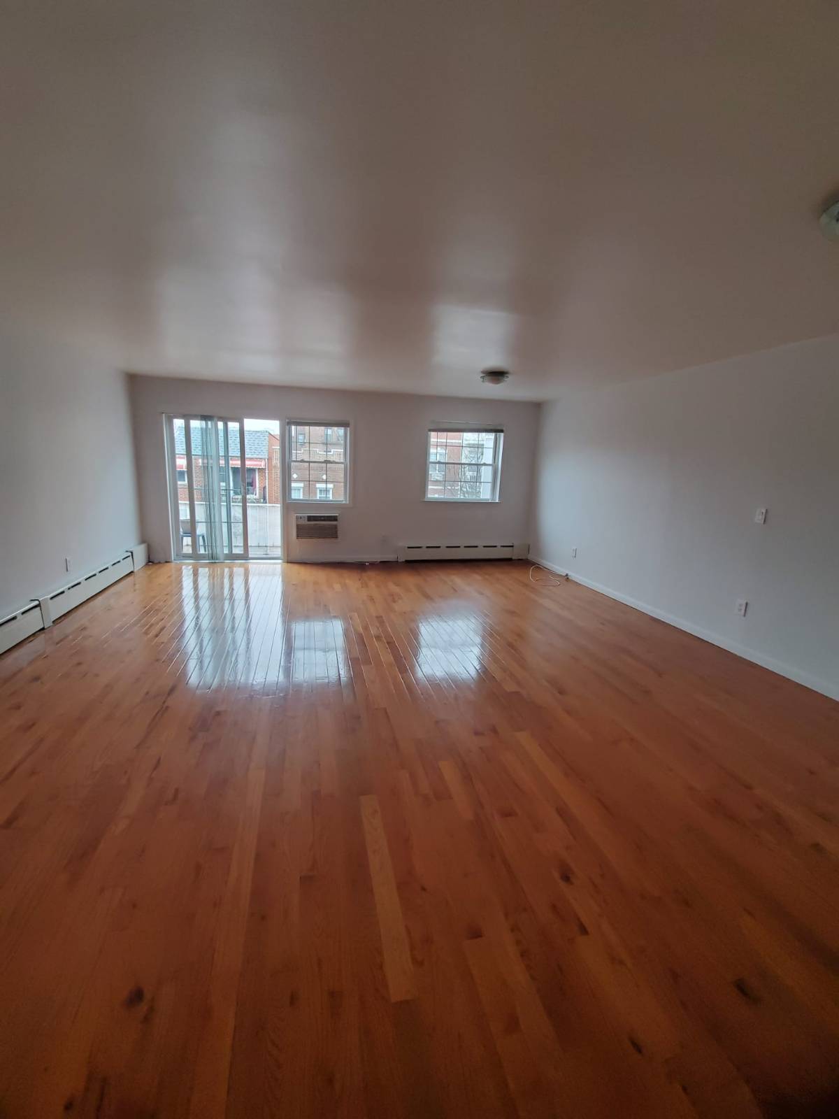 #8 photo, 50-49 47 Street, Sunnyside , NY 11377