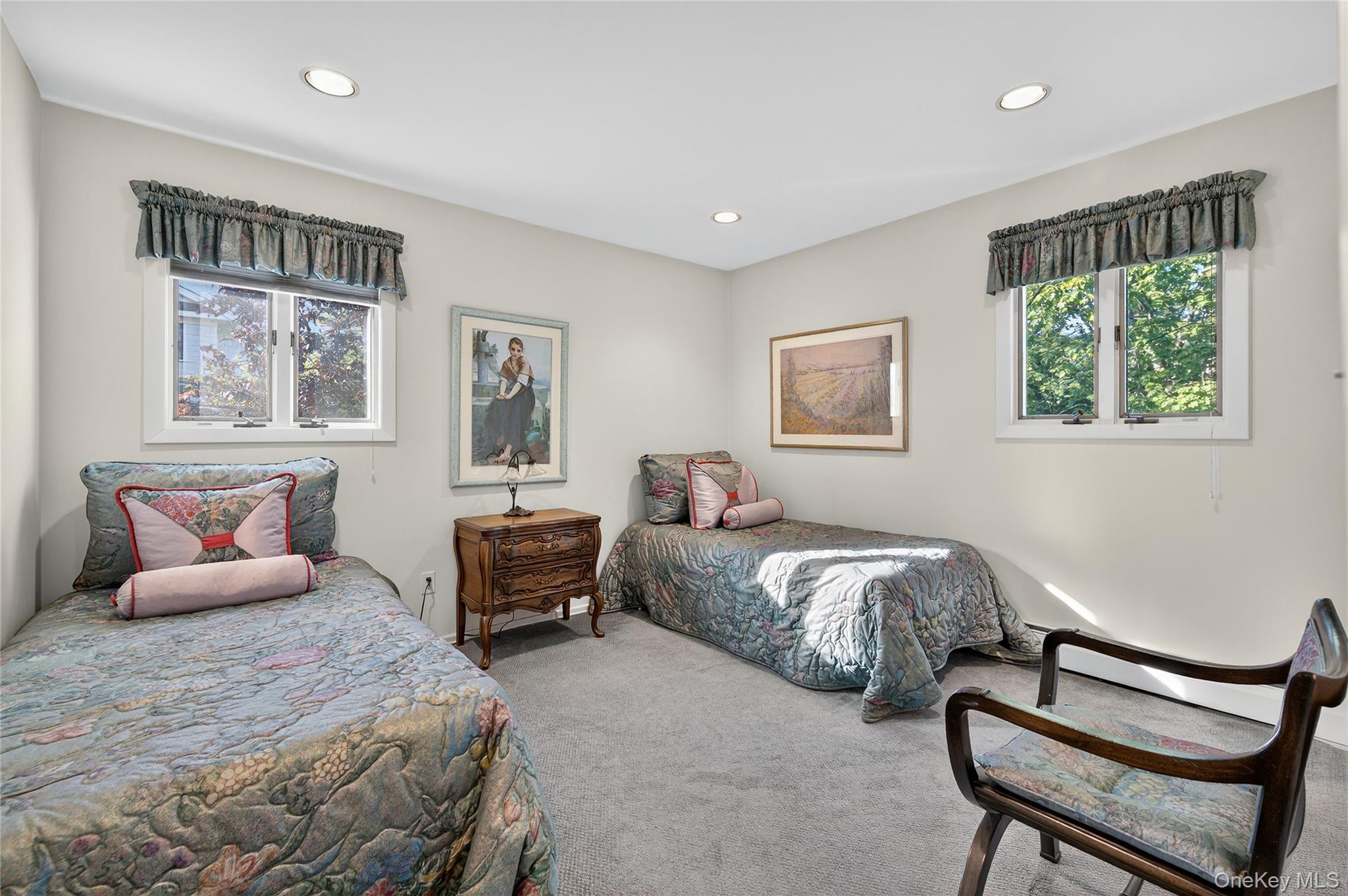 #20 photo, 80 Walnut Drive, 롱 아일랜드 East Hills , NY 11576