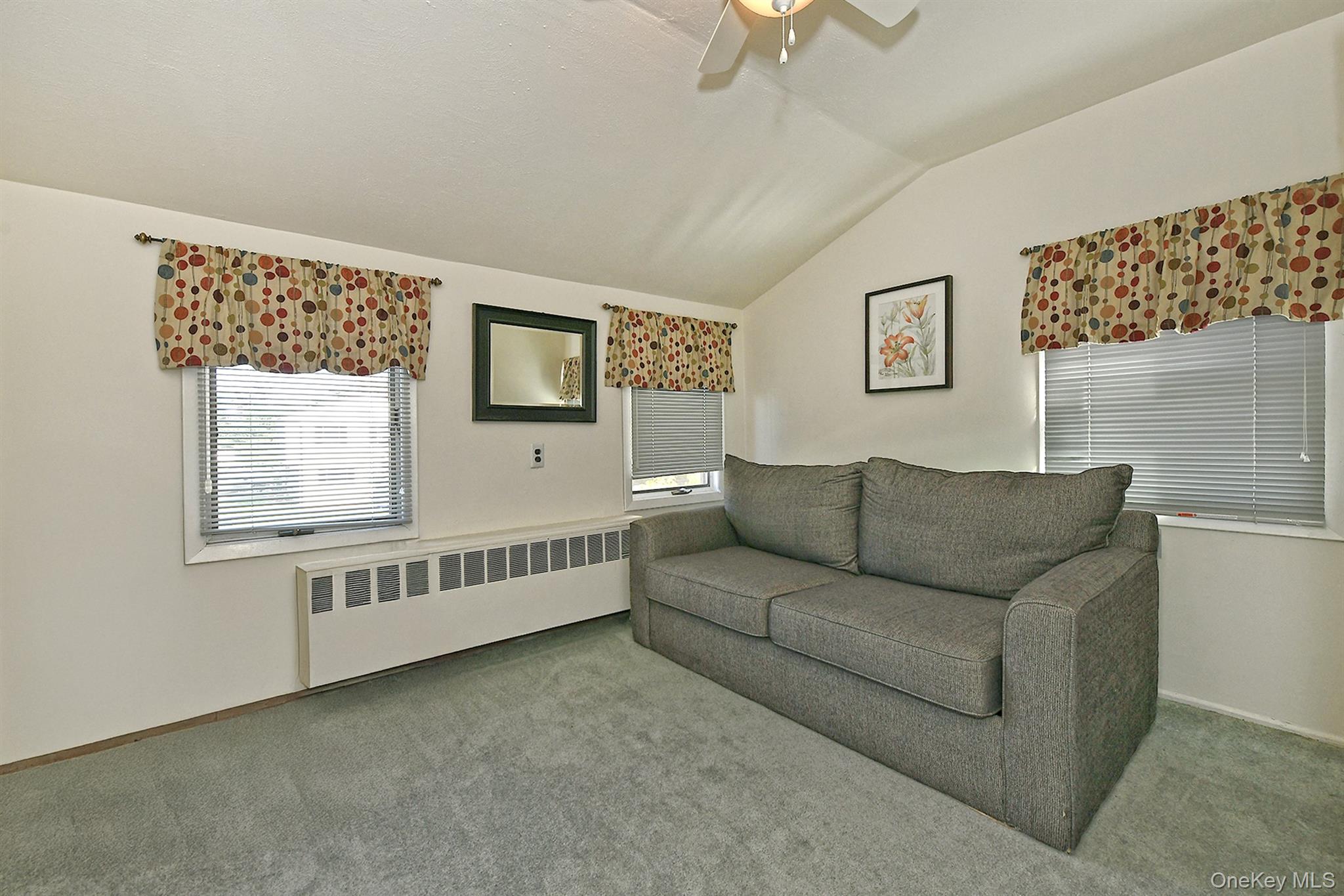 #13 photo, 114 Twig Lane, ナッソー郡 Levittown , NY 11756