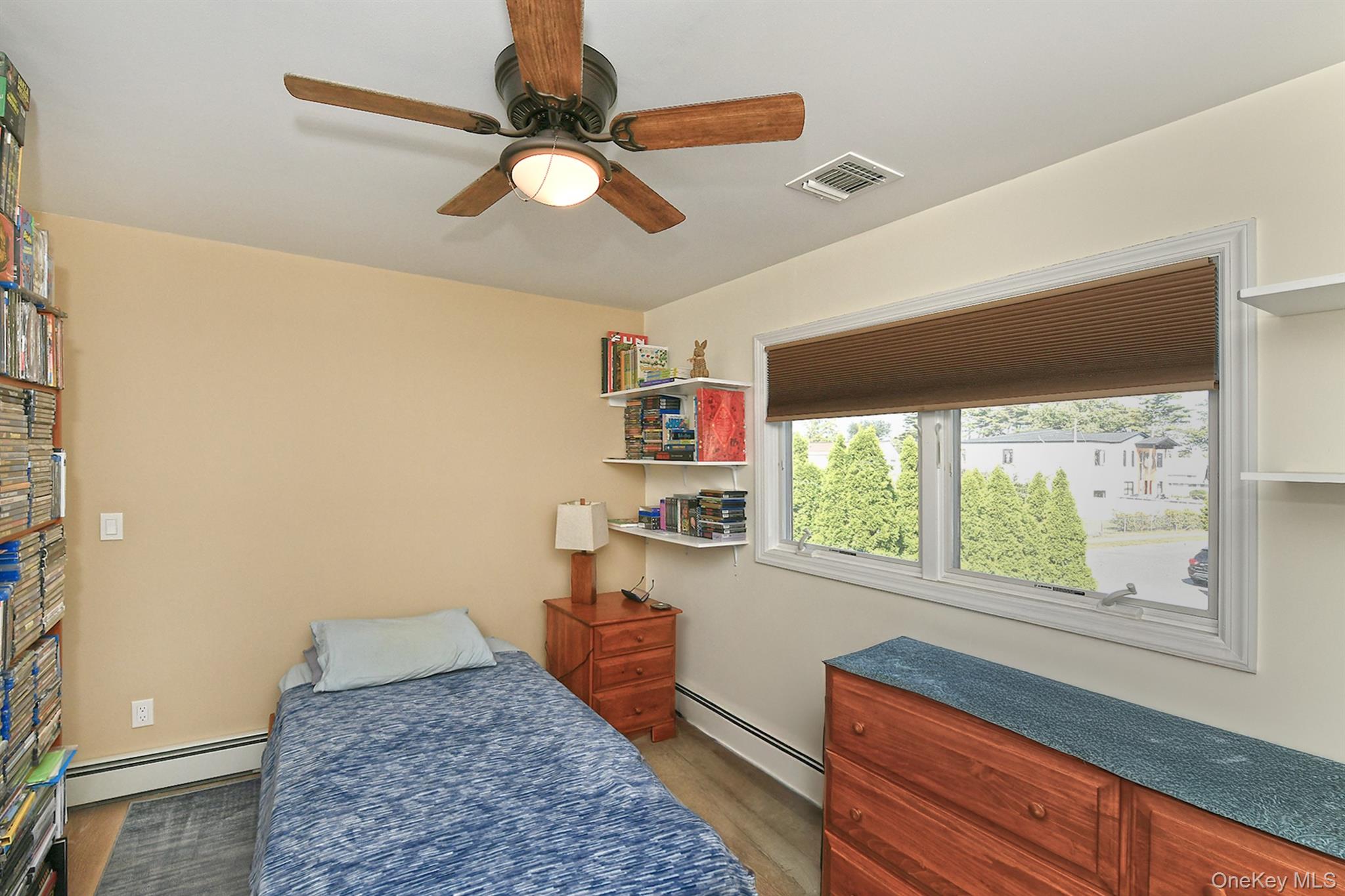 #14 photo, 114 Twig Lane, ナッソー郡 Levittown , NY 11756