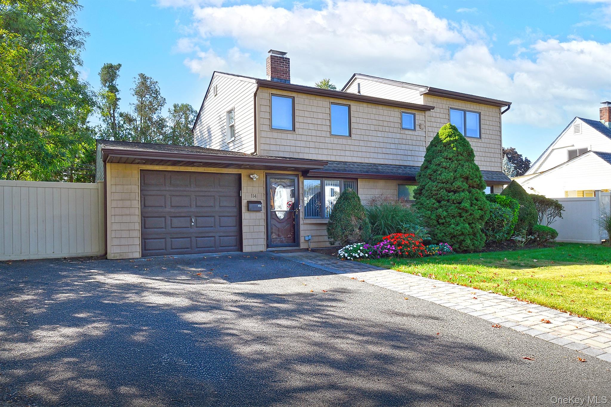 #19 photo, 114 Twig Lane, ナッソー郡 Levittown , NY 11756