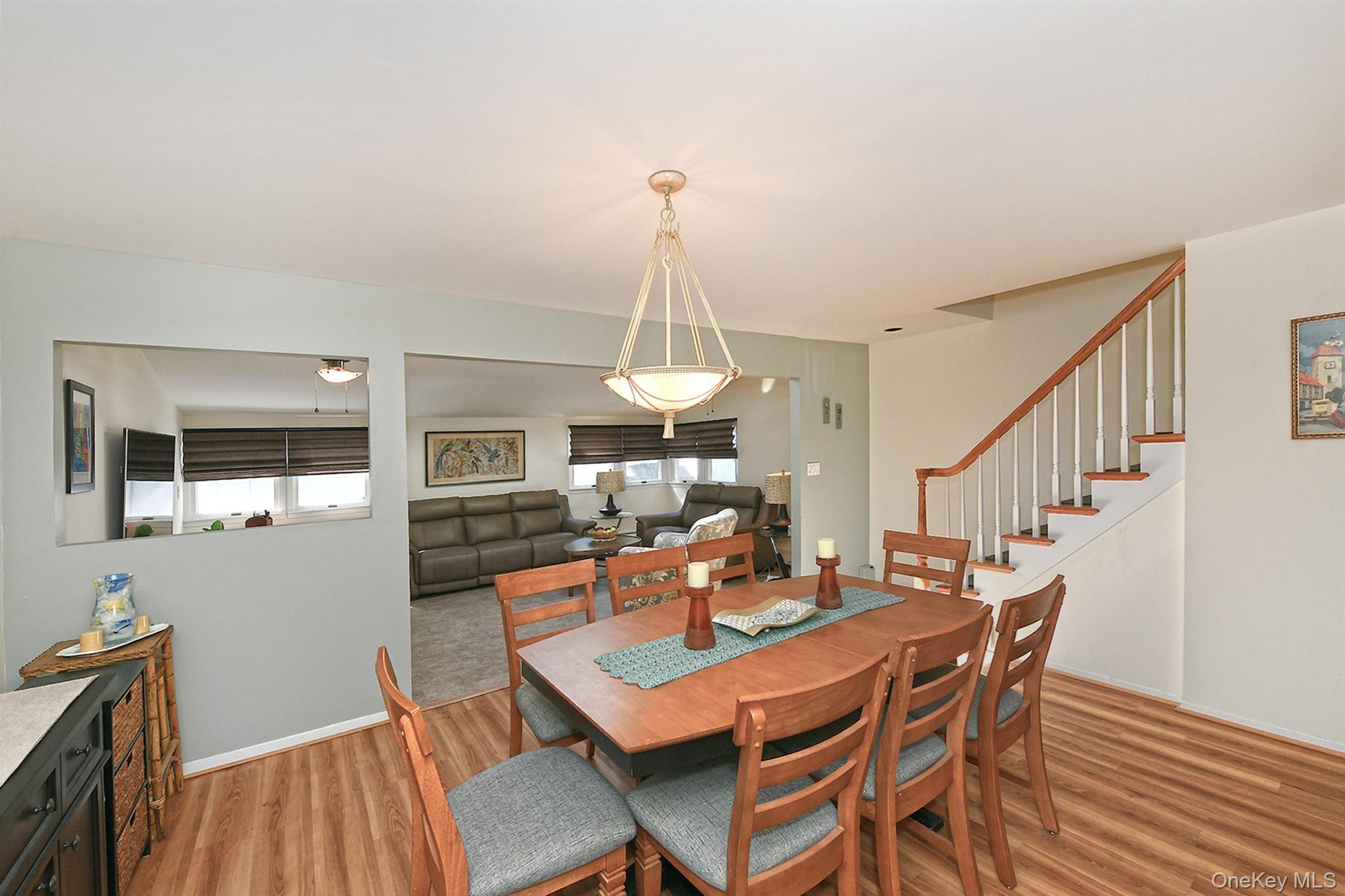 #4 photo, 114 Twig Lane, ナッソー郡 Levittown , NY 11756