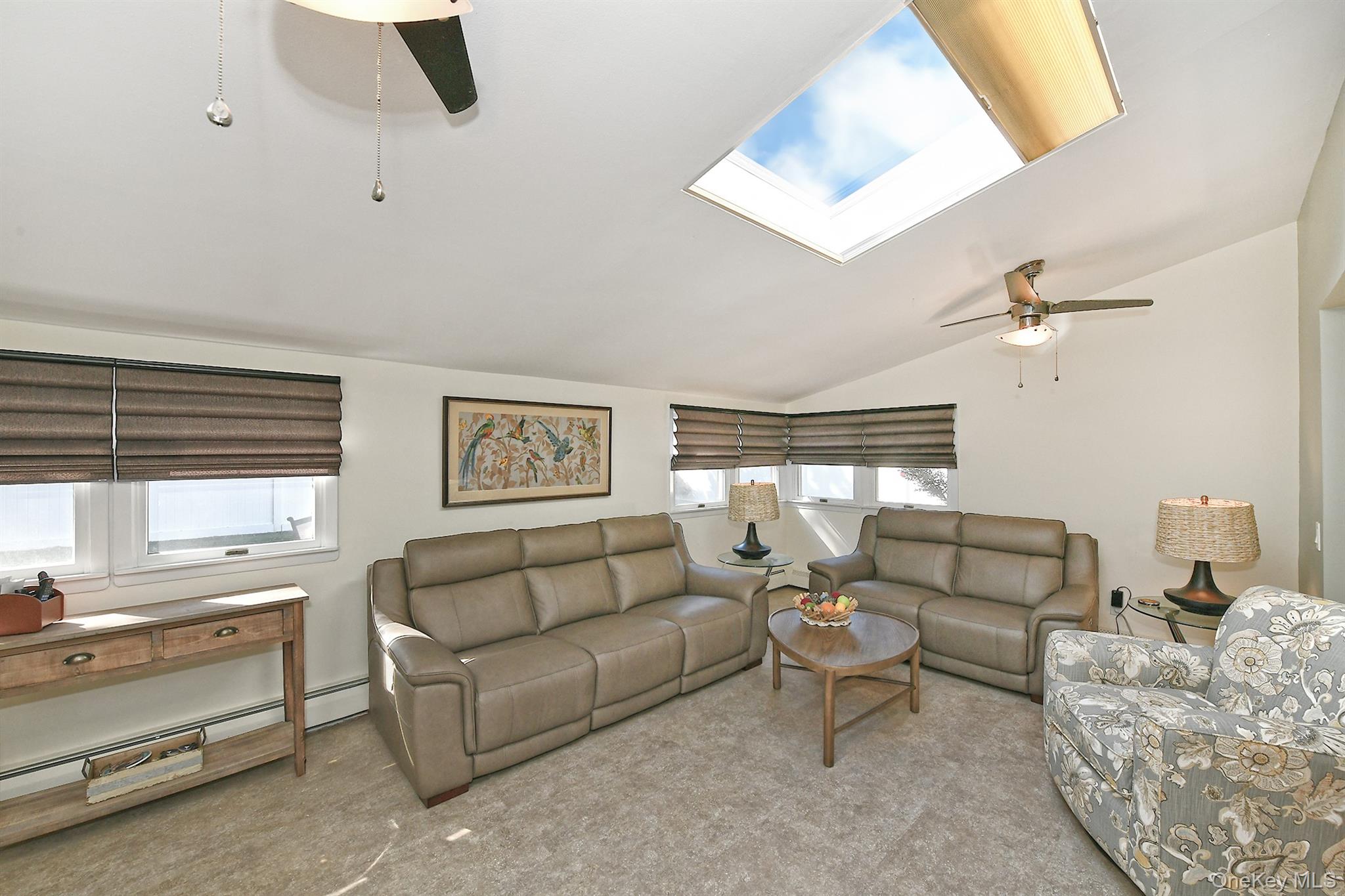 #7 photo, 114 Twig Lane, ナッソー郡 Levittown , NY 11756