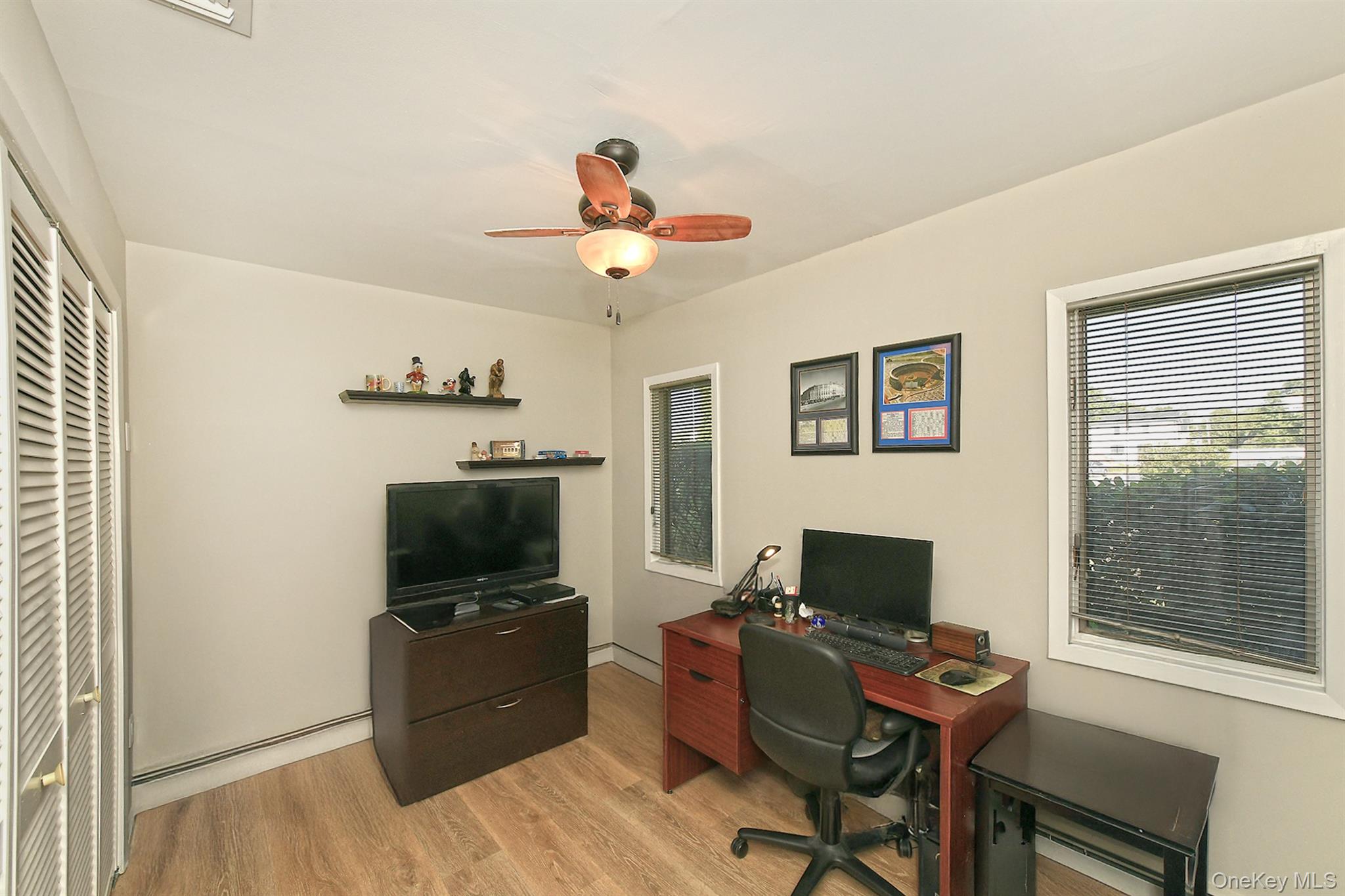 #9 photo, 114 Twig Lane, ナッソー郡 Levittown , NY 11756