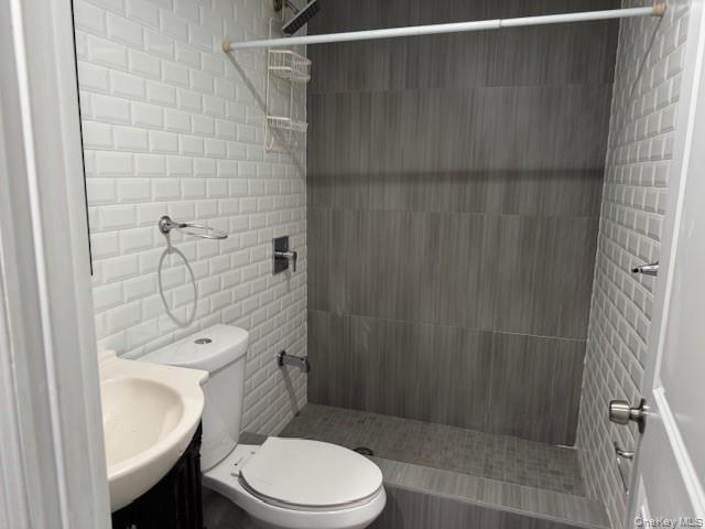 #16 photo, 186 Howard Avenue, Brooklyn , NY 11233