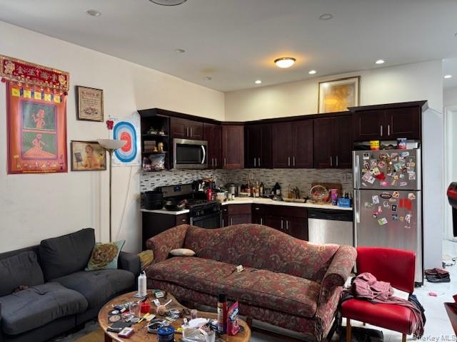 #4 photo, 186 Howard Avenue, Brooklyn , NY 11233