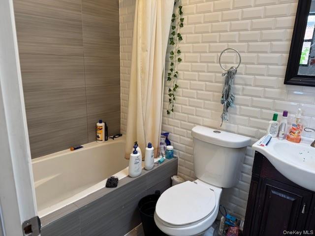 #5 photo, 186 Howard Avenue, Brooklyn , NY 11233