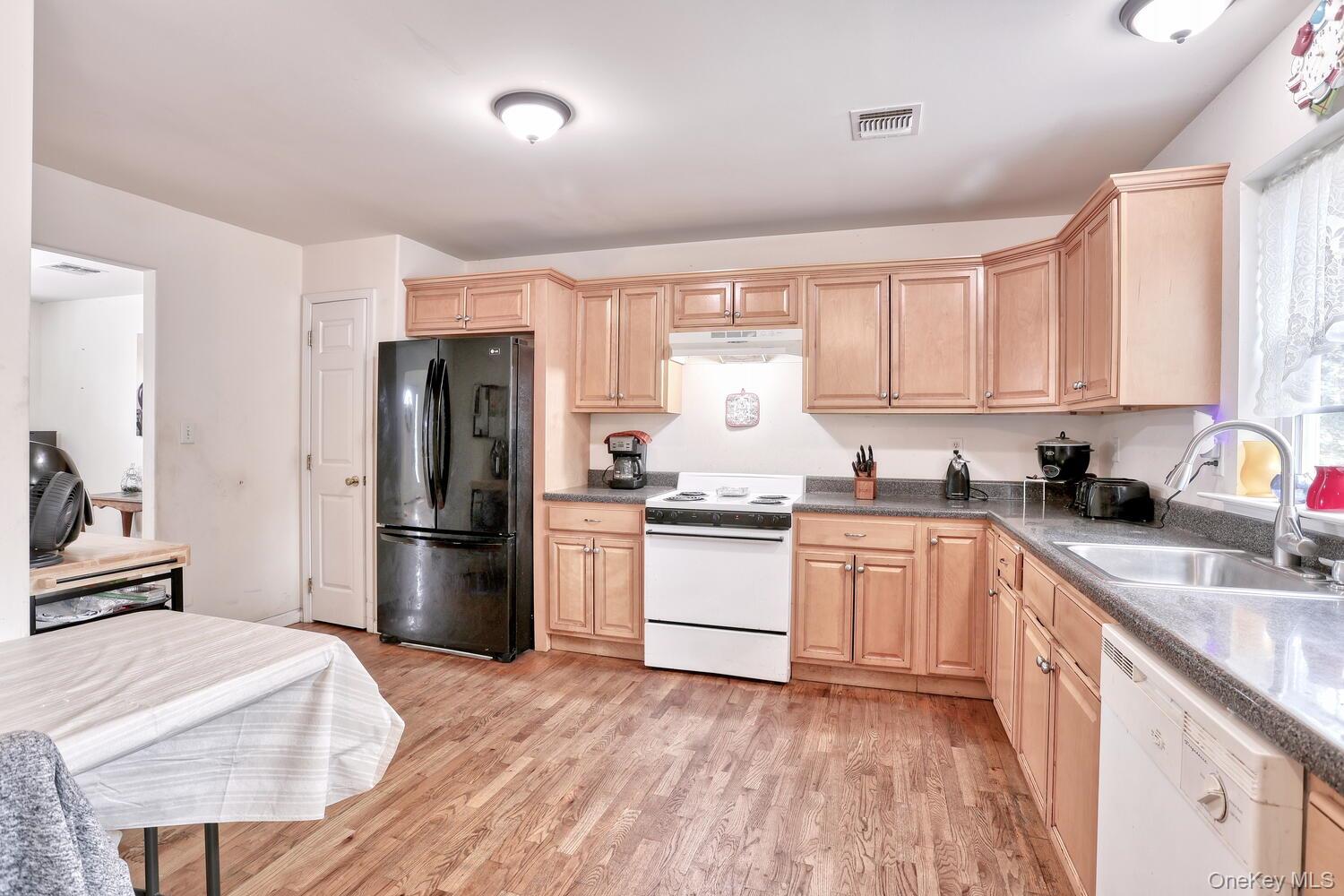 #7 photo, 4 Cameron Place, Wallkill , NY 12589